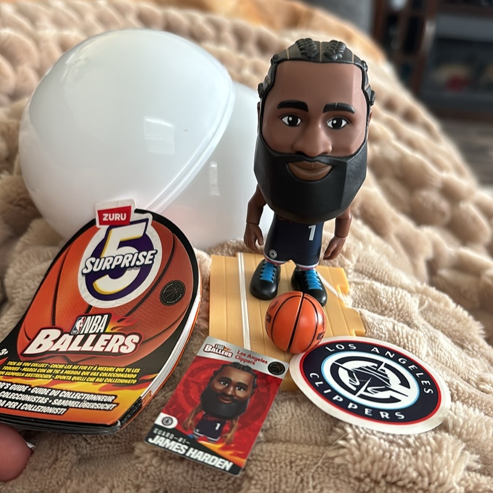 ZURU NBA Ballers 5 Surprise Mystery Figure JAMES HARDEN, LA Clippers